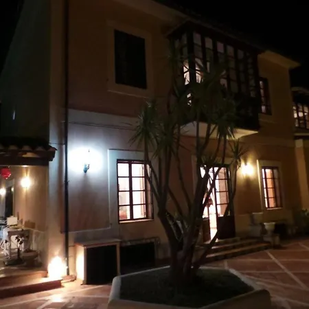 Luxury For 16 People With Seaview, Pool And Bbq Villa *